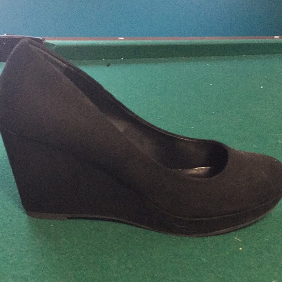 Wedges - Picture 2 of 4